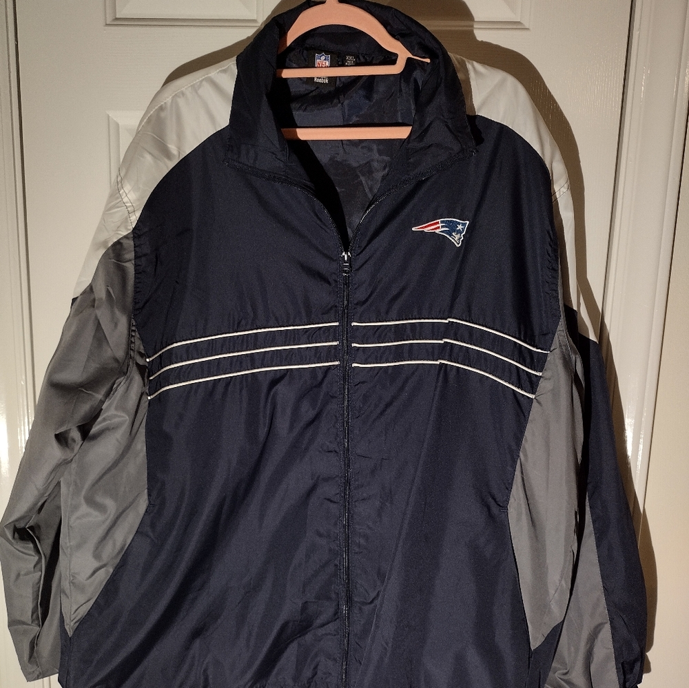 NFL New England Patriots Windbreaker by Reebok Size XXL